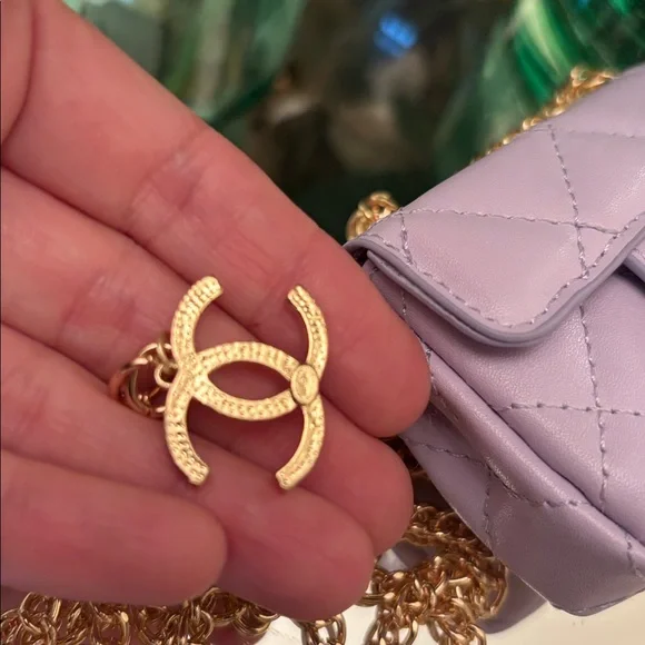 Chanel VIP Mini Bag - Picture 5 of 7